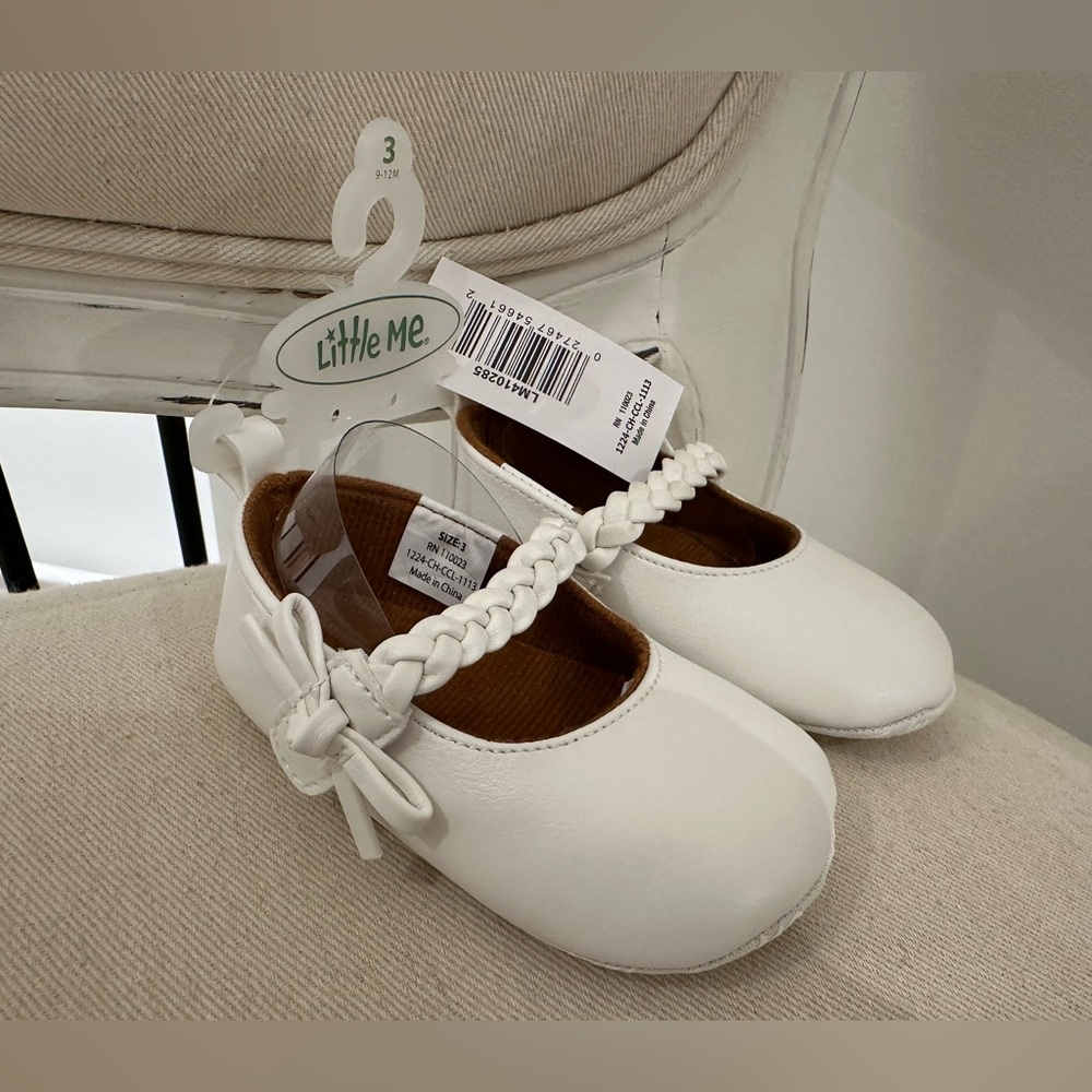 🦢 Baby 9-12 Mth Cream Embroidered Heart with Bow dressy Shoes NWT
